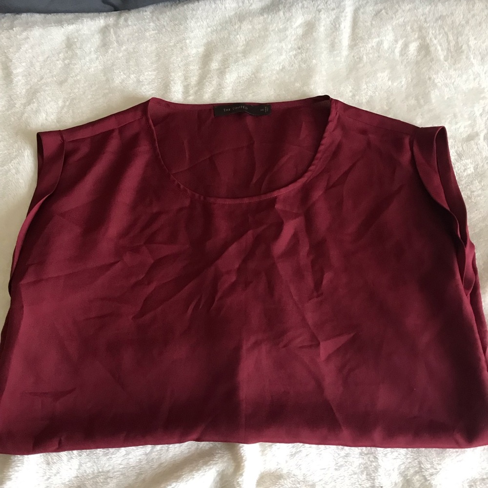 Burgundy T